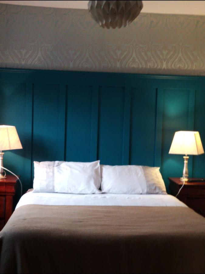 Westhouse Cafe N39 E0A6 Bed & Breakfast ลองฟอร์ด ภายนอก รูปภาพ